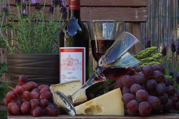 wine-3384057_960_720.jpg Wine 3384057 960 720